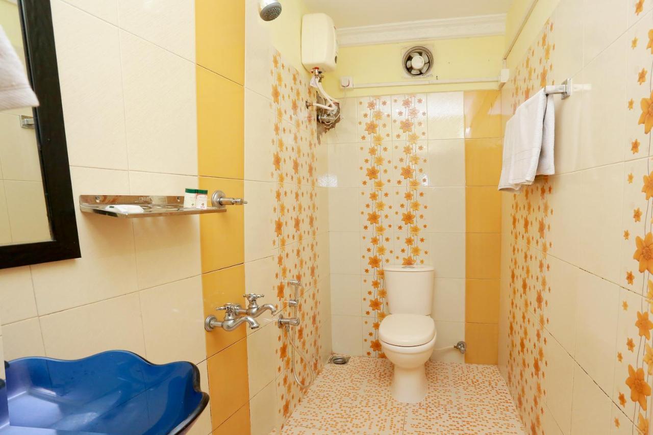 Hotel Oyo 5643 Malabar Plaza 3*