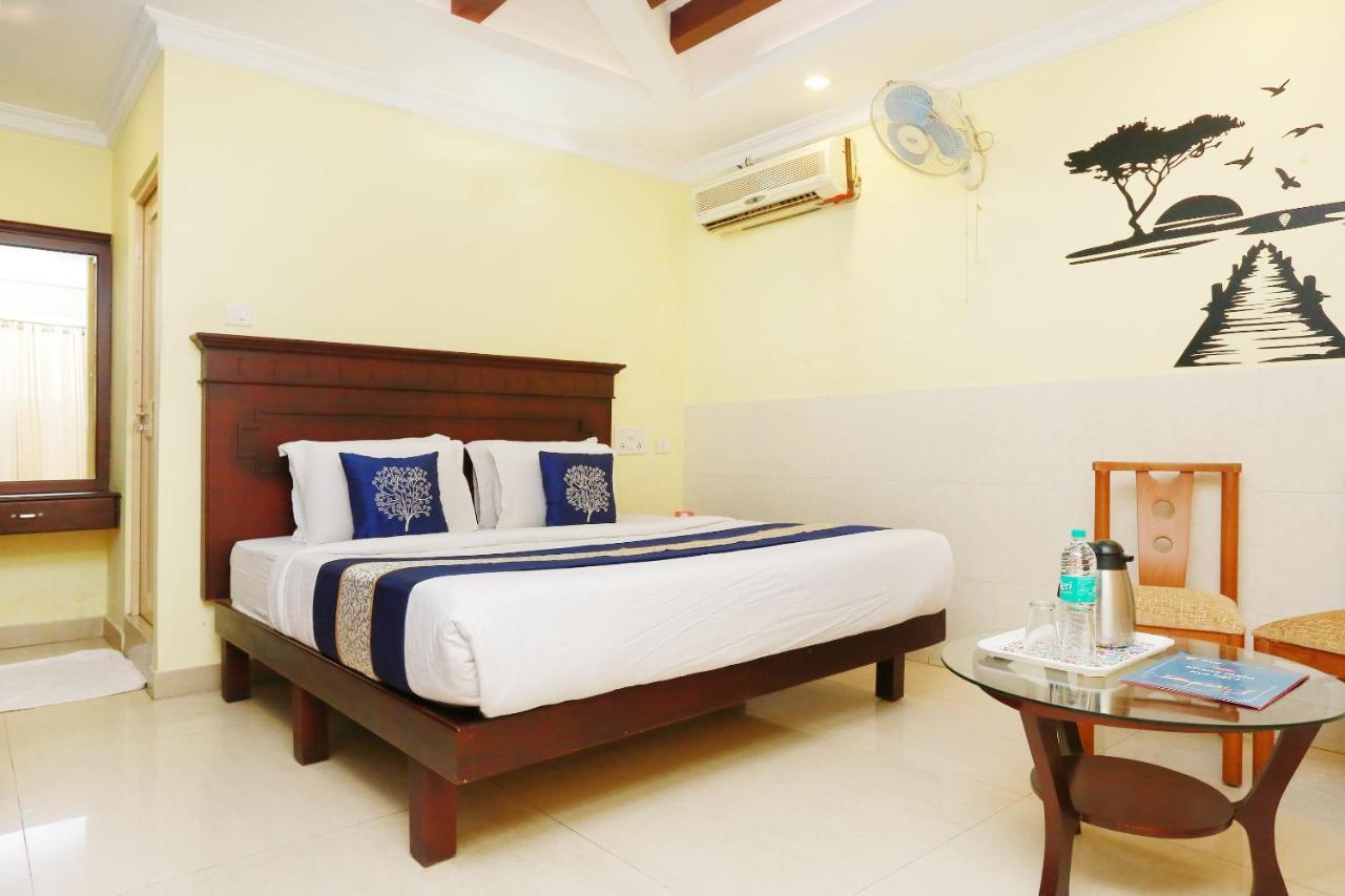 Oyo 5643 Malabar Plaza Hotel Kochi