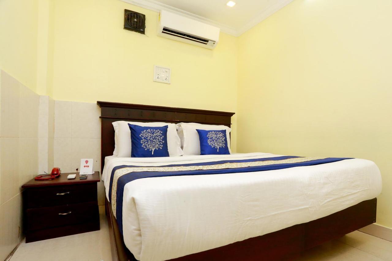 Hotel Oyo 5643 Malabar Plaza 3*