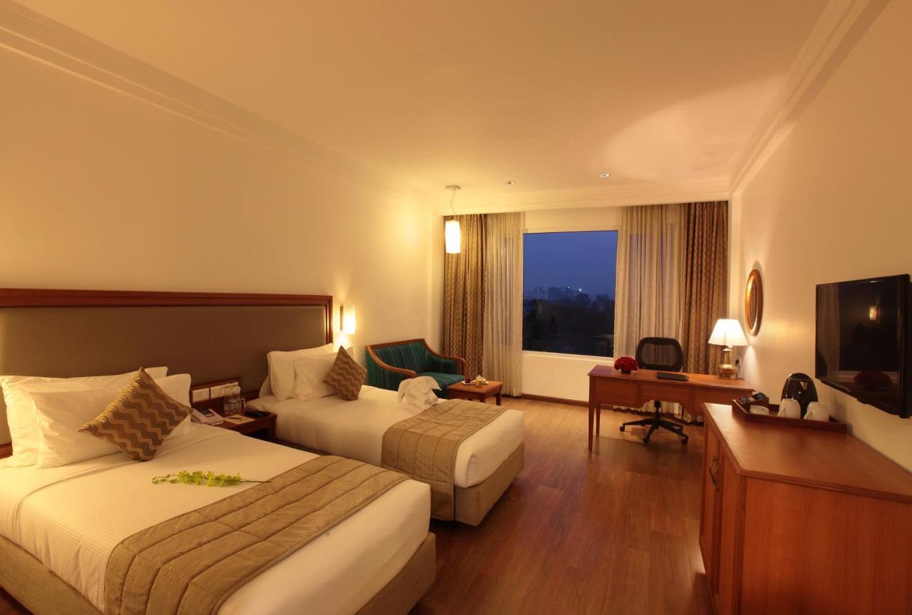 Monsoon Empress Hotel 5*