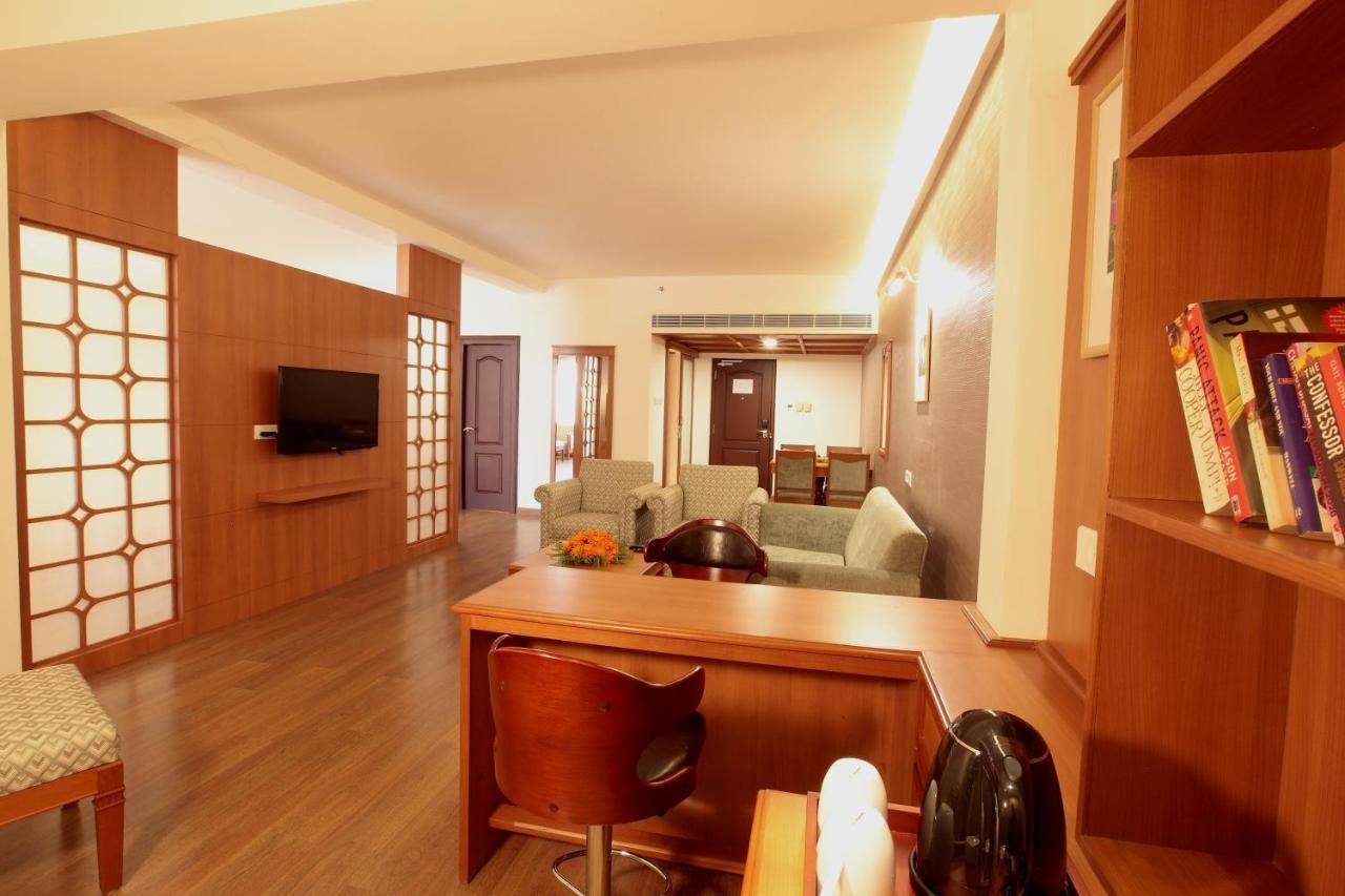 Monsoon Empress Hotel Kochi