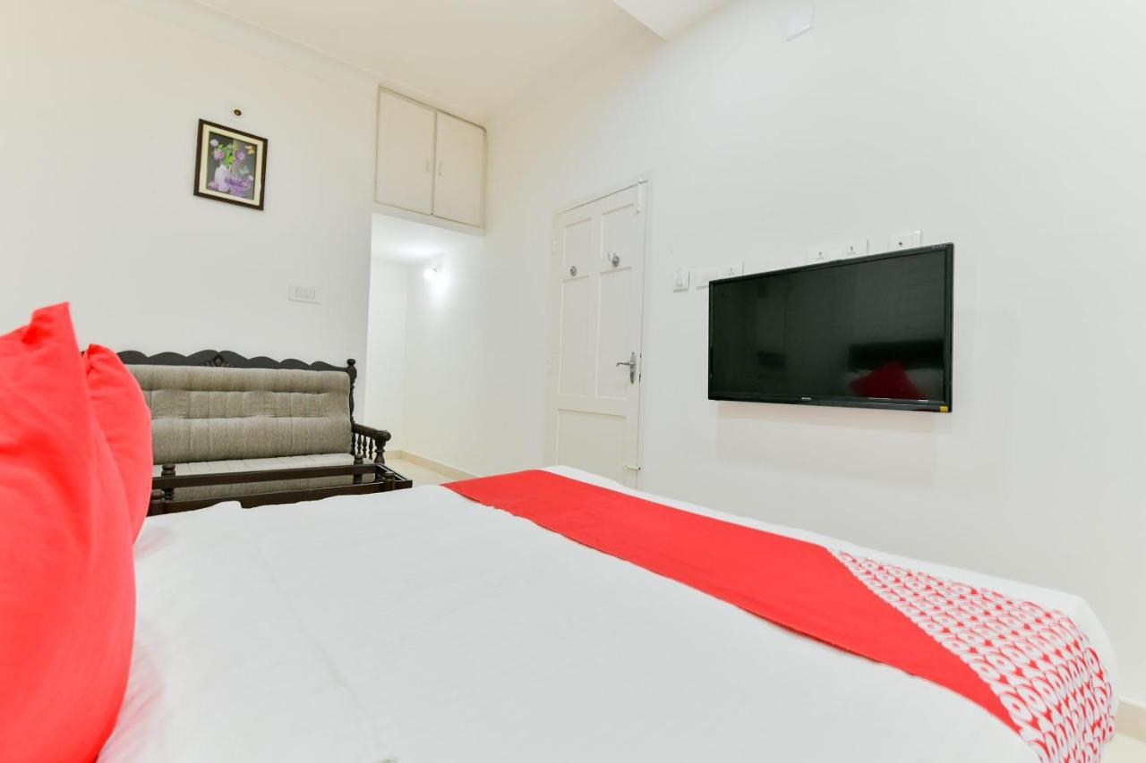 Oyo 16844 Adams 3* Kochi