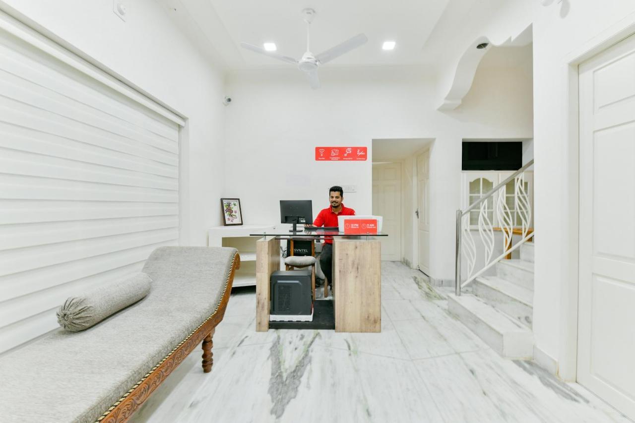 Oyo 16844 Adams 3* Kochi