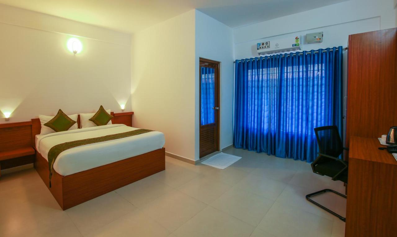 Phoenix Holidays 3*