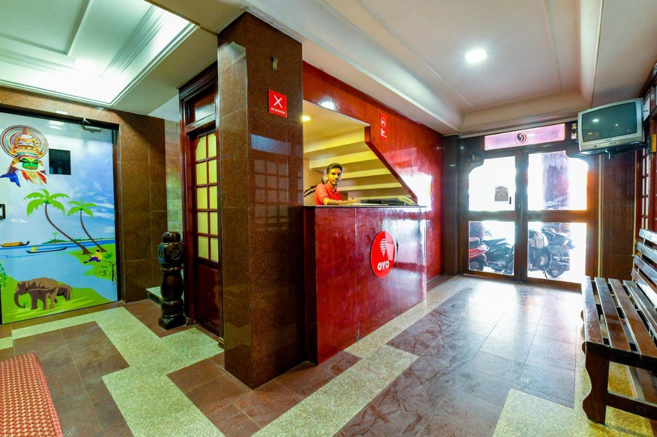 Oyo 11328 Chandrika Residency Hotel 3*