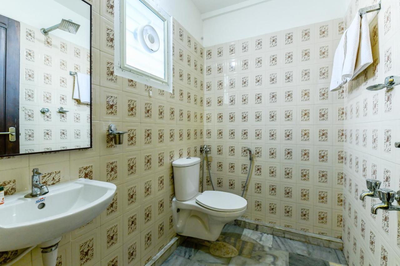 Hotel Oyo 11328 Chandrika Residency Kochi