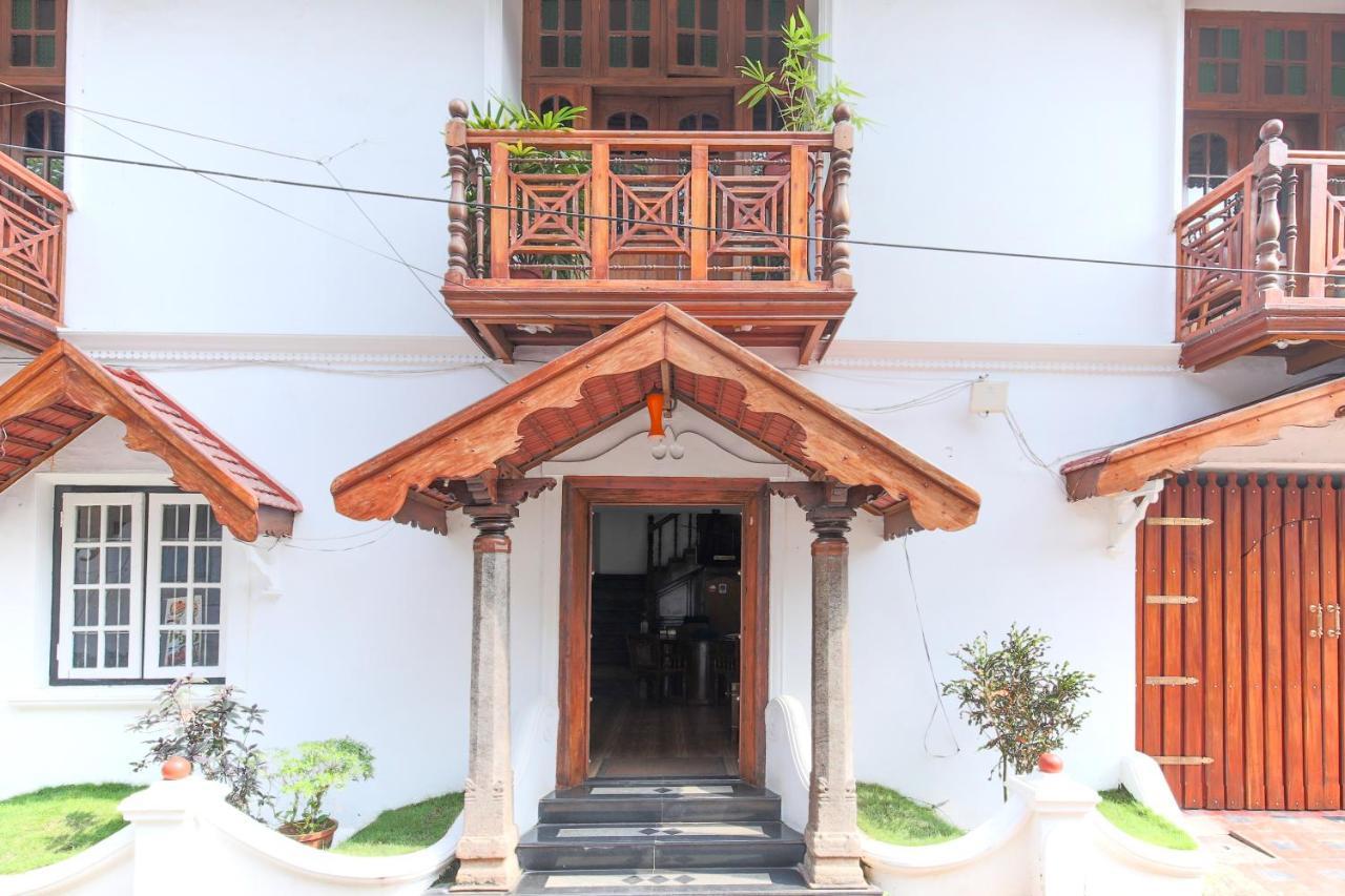Rossitta Wood Castle Kochi