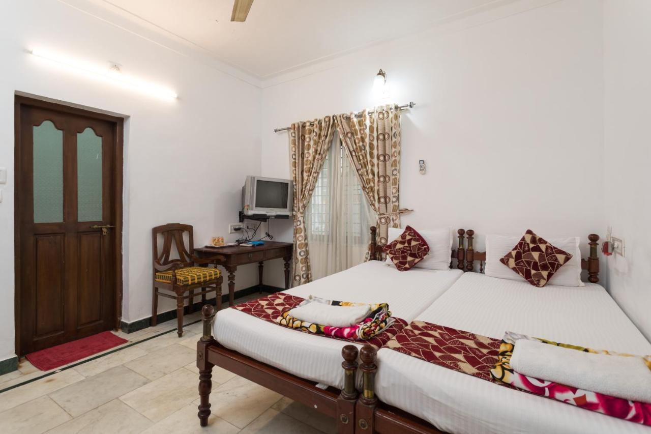 Bed & Breakfast White Rose Kochi