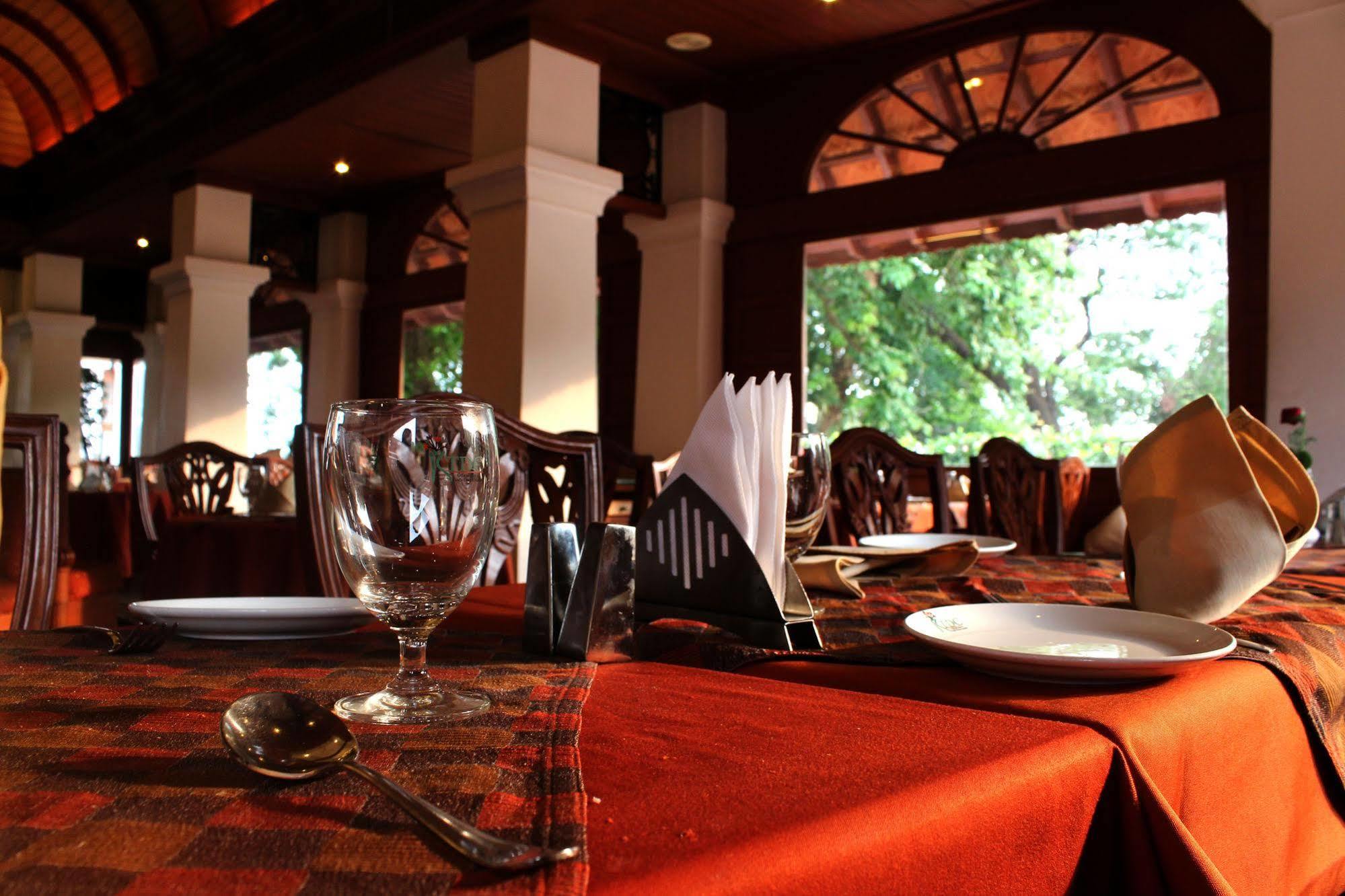 Resort Bolgatty Palace & Island 3*