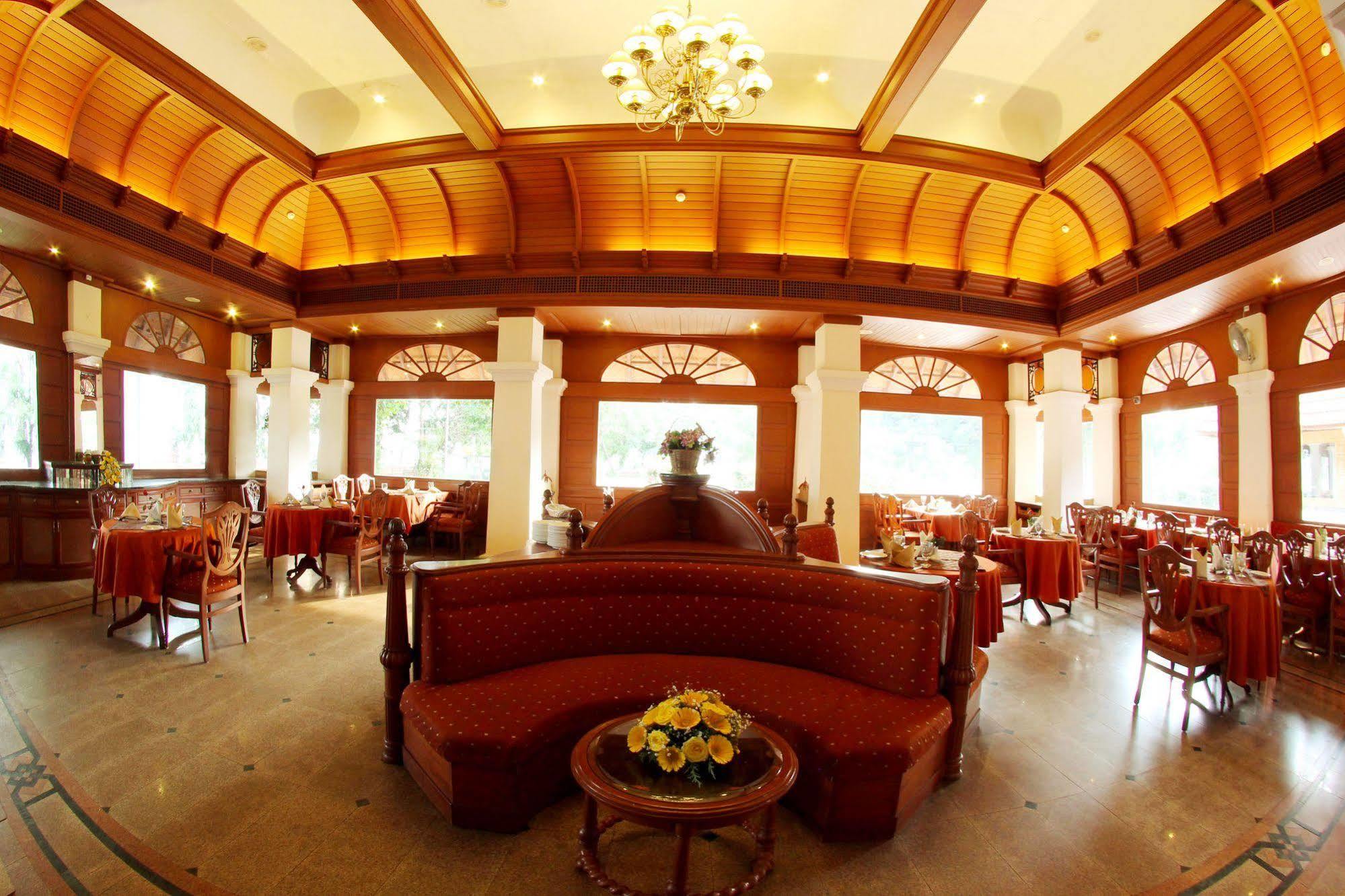 Bolgatty Palace & Island Resort Kochi