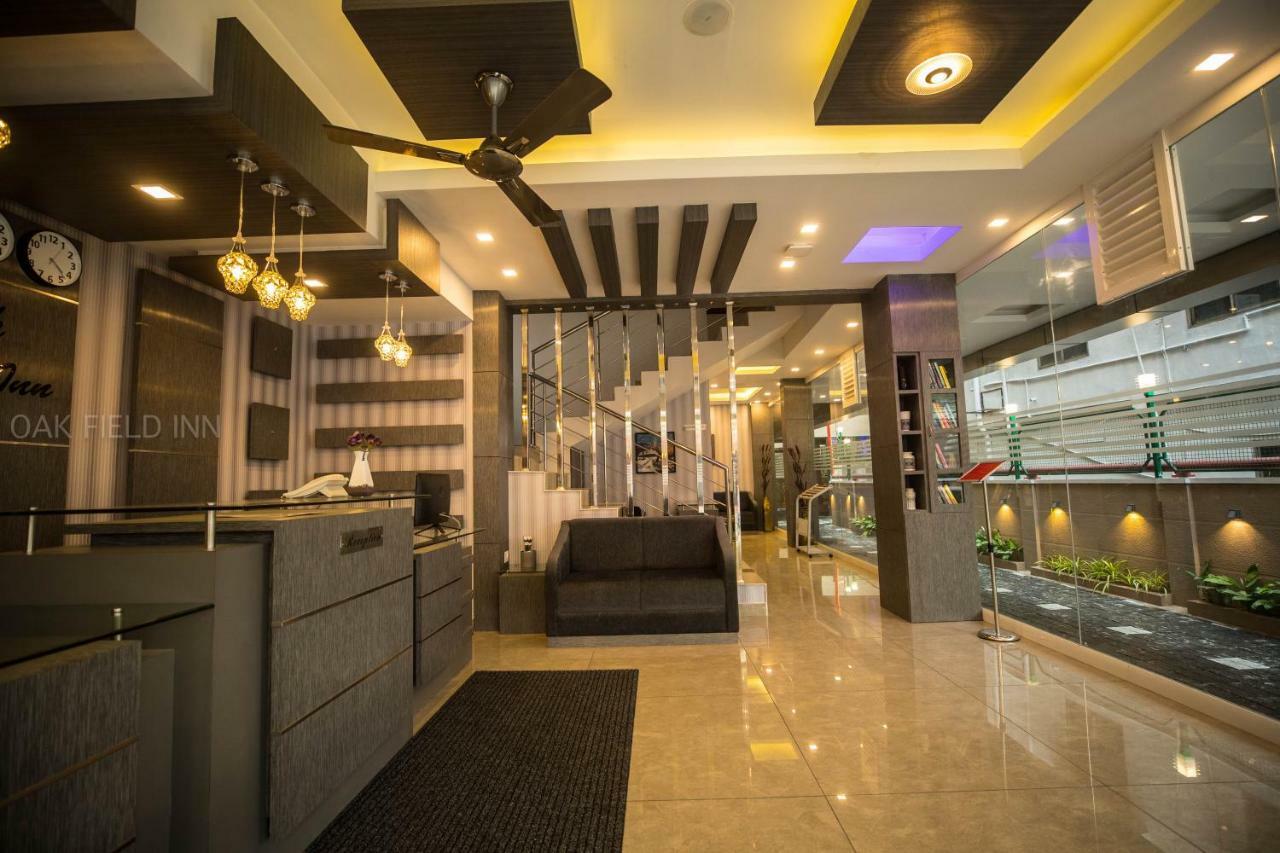Hotel Oak Field 3*