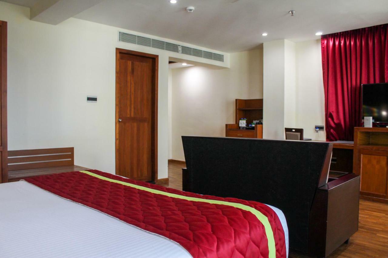 Hotel Jvk Park 4*