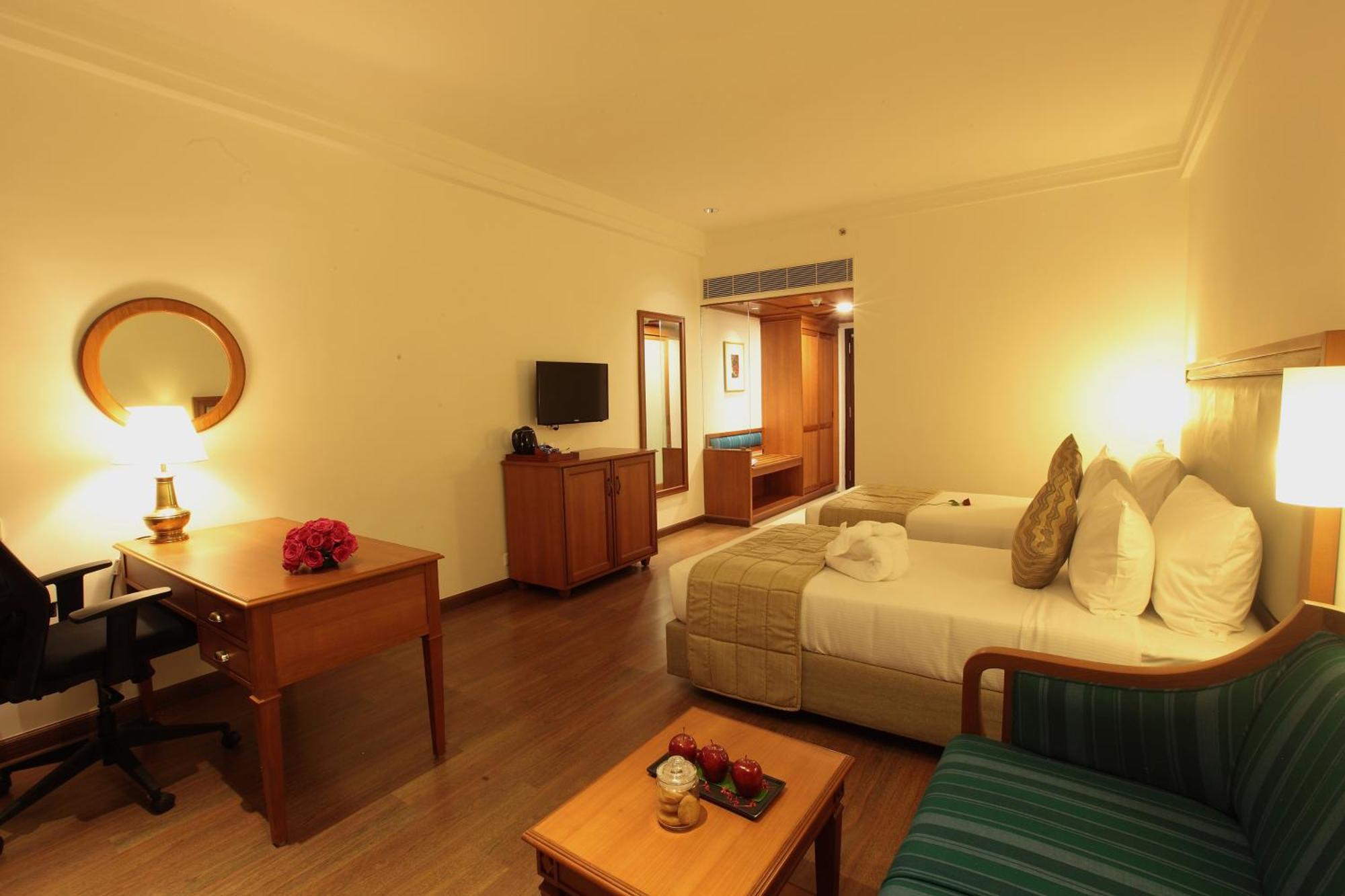 Monsoon Empress Hotel