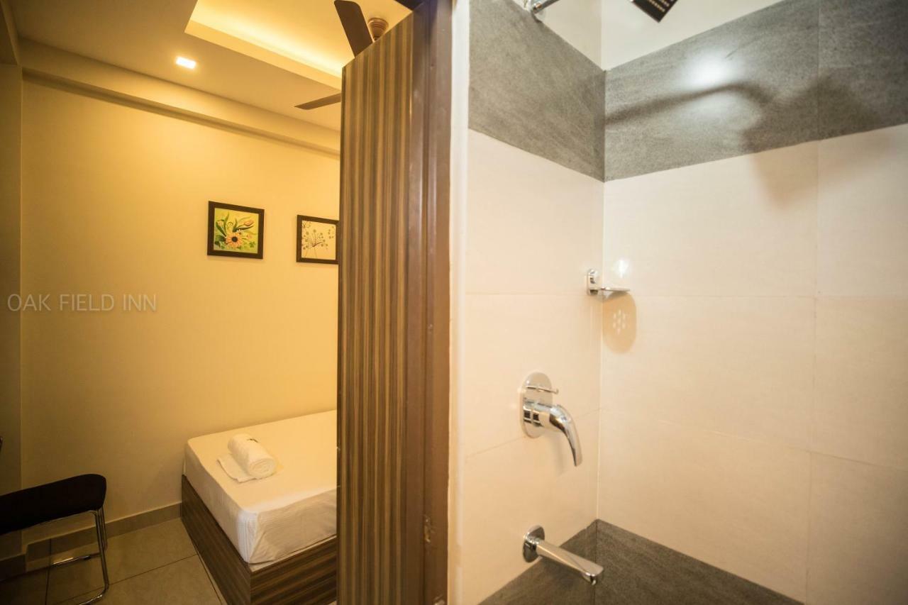 Hotel Oak Field 3*