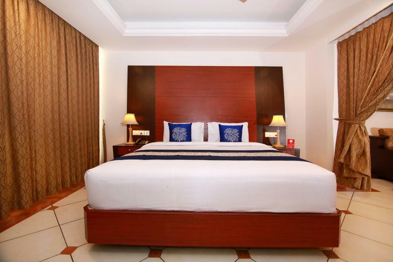 Hotel Emarald Cochin
