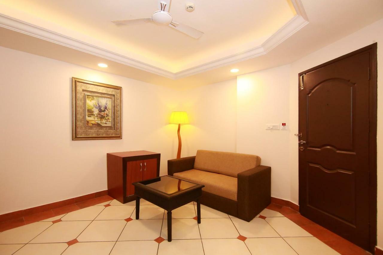 Emarald Cochin Hotel Kochi