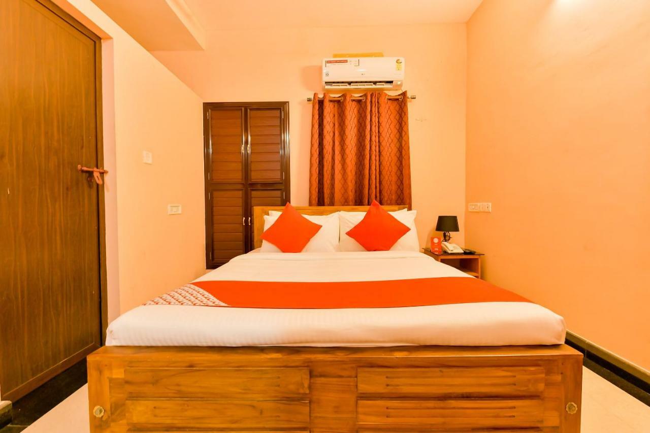 Hotel Oyo 14963 Samaritan Kochi