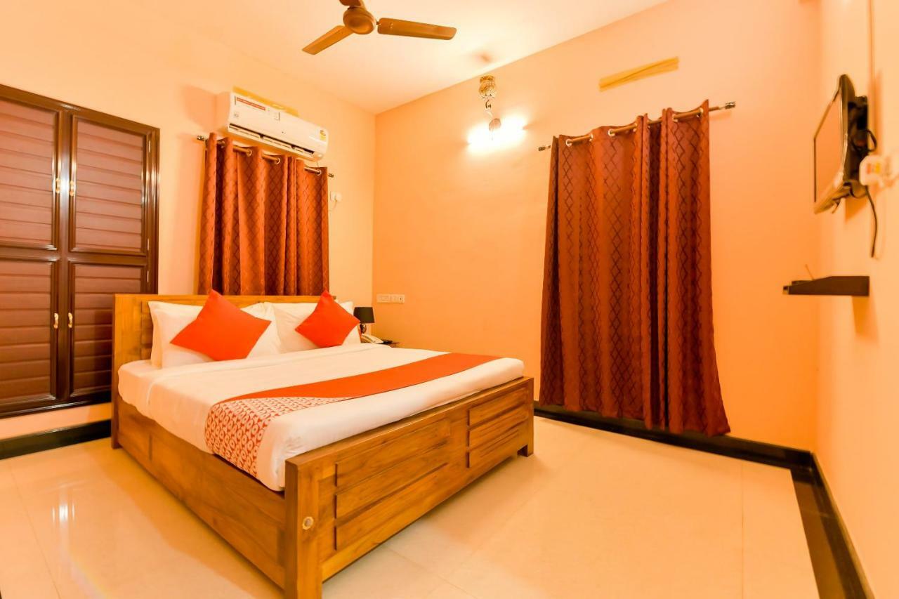 Hotel Oyo 14963 Samaritan Kochi