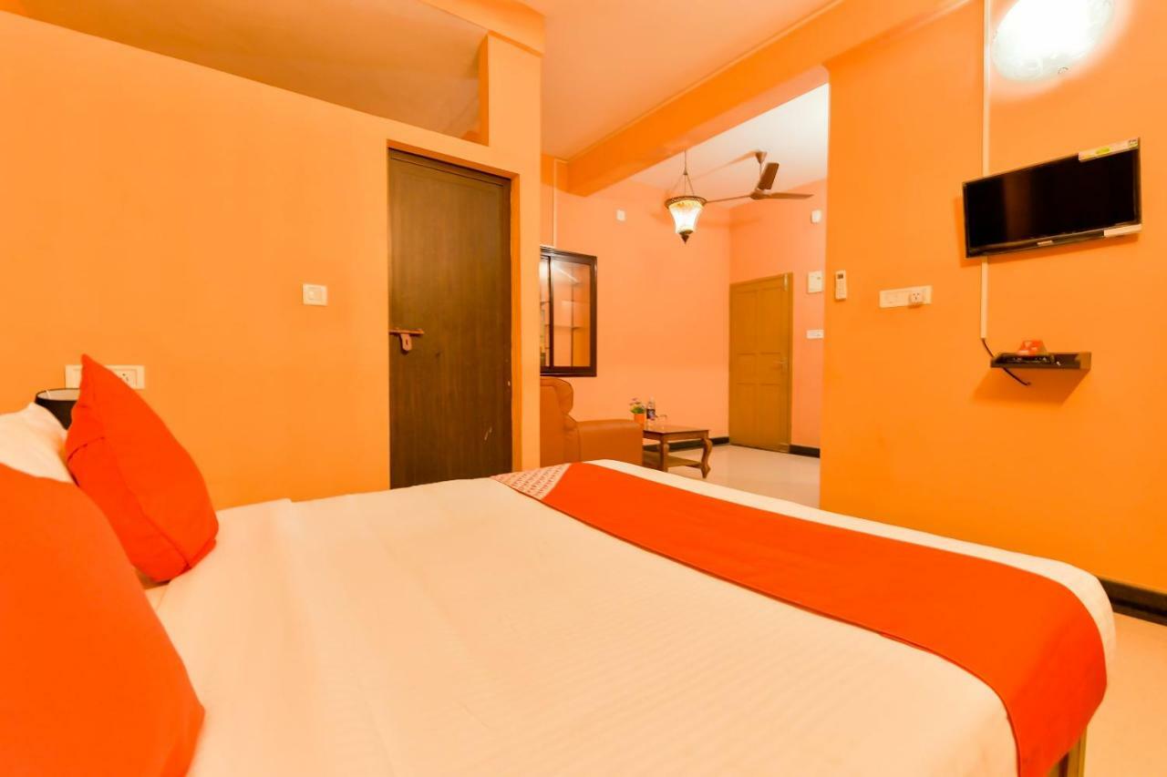 Hotel Oyo 14963 Samaritan Kochi