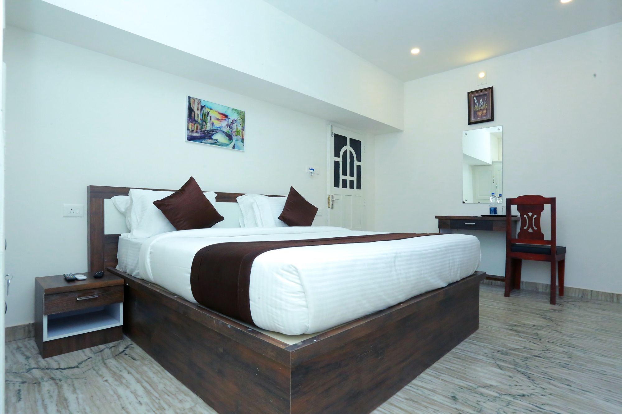 Oyo 10278 Caprice Residency Kochi