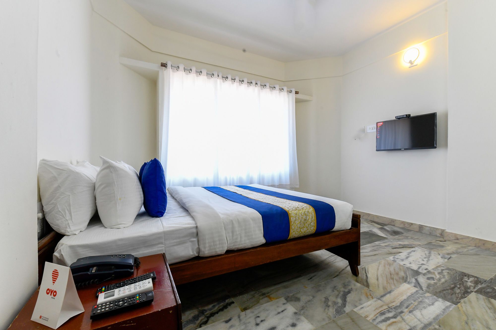 Hotel Oyo 11328 Chandrika Residency
