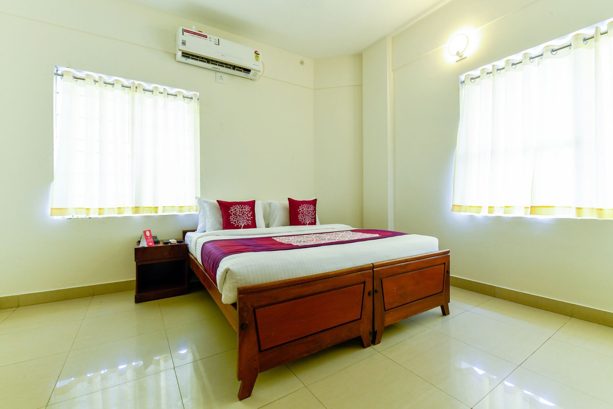 Oyo 11328 Chandrika Residency Hotel Kochi
