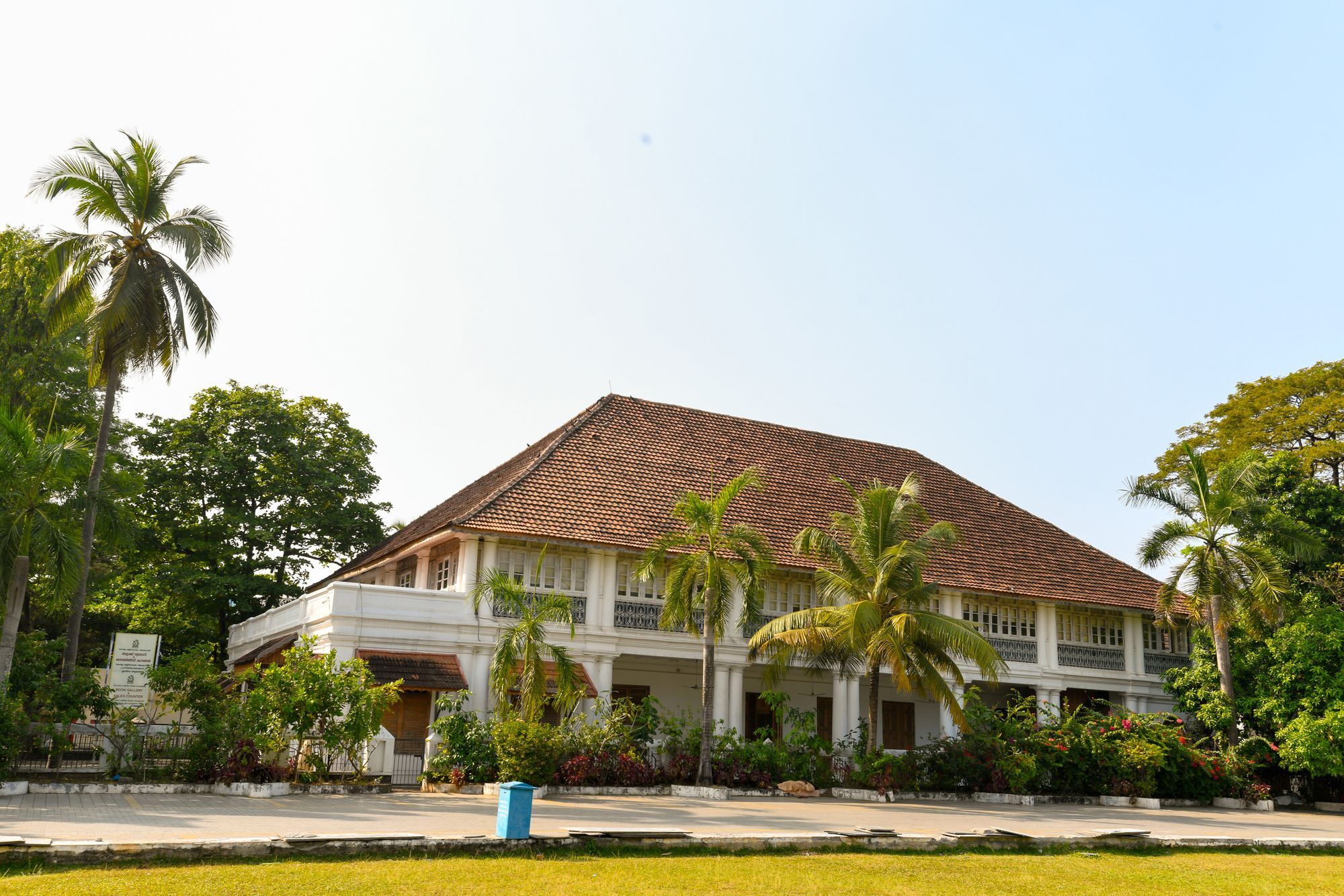 Oyo 11328 Chandrika Residency Hotel 3*