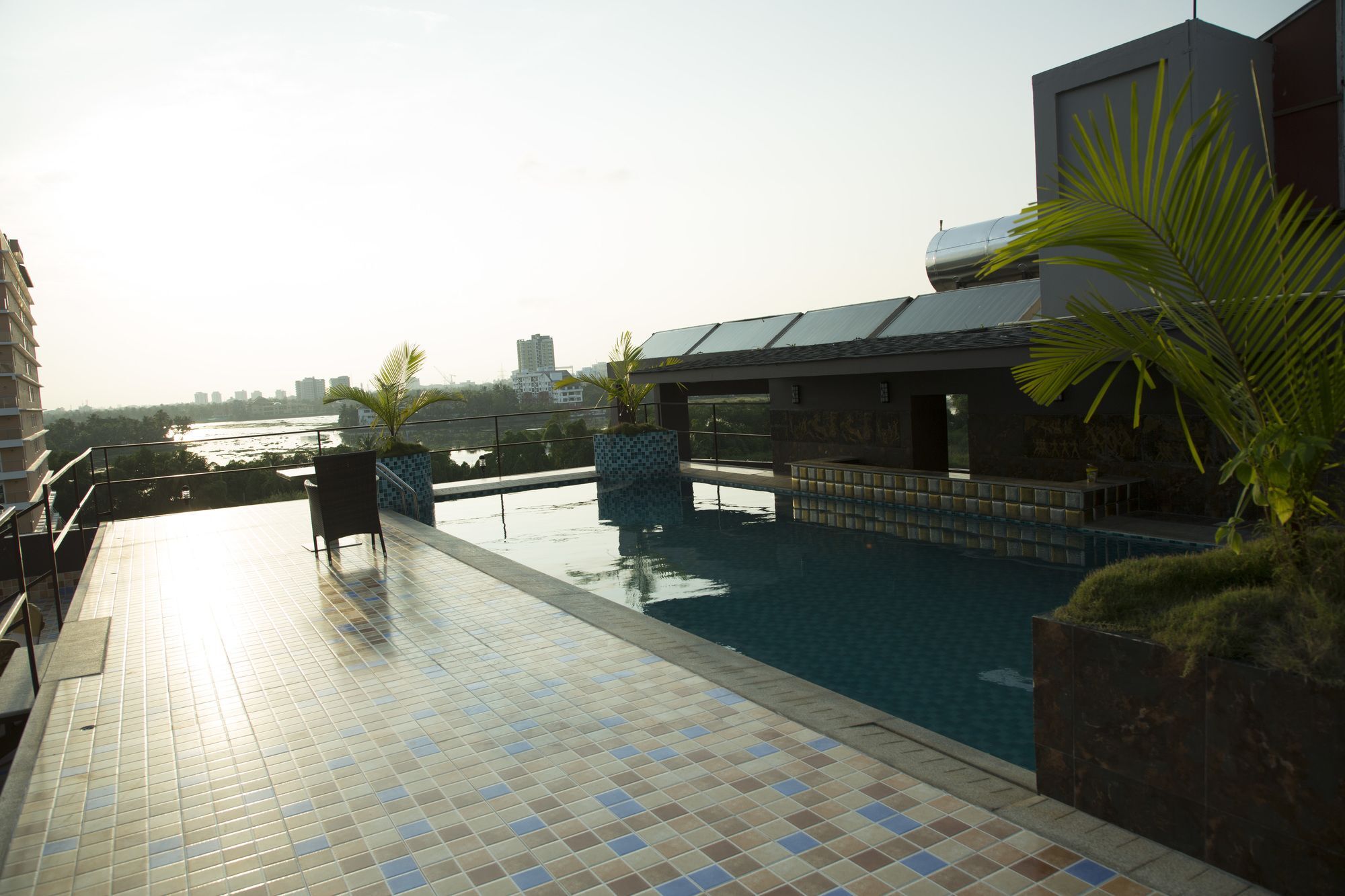 Cochin Legacy Hotel 3*