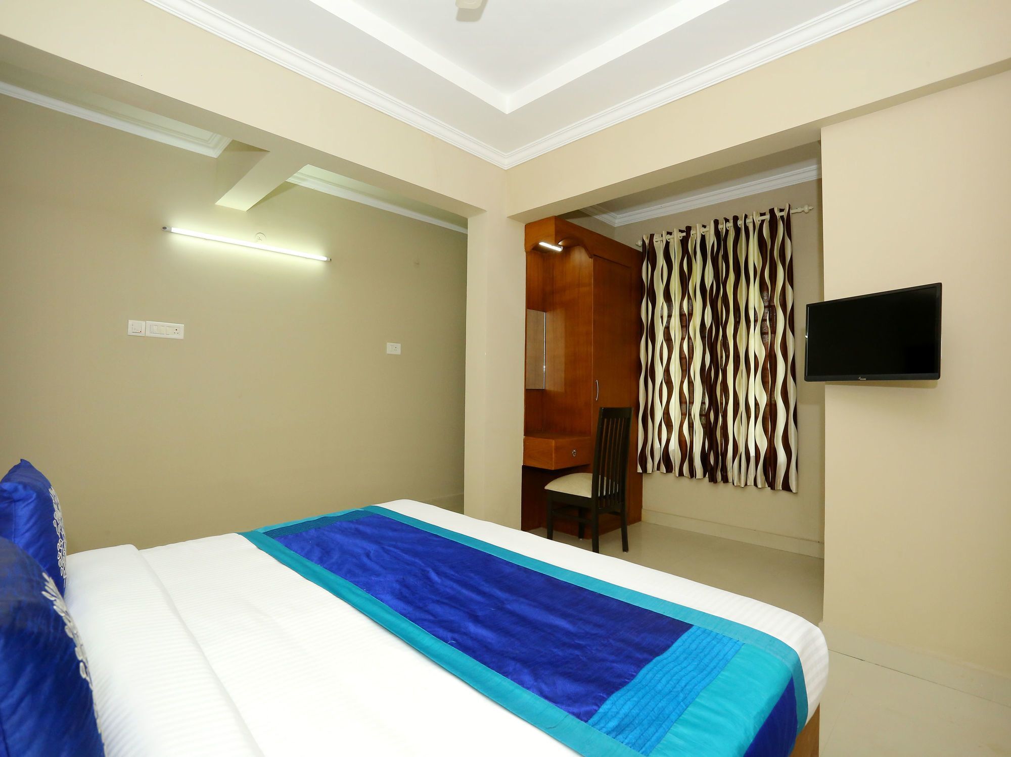 Hotel Collection O Kadavanthra Near South Railway Station 3*