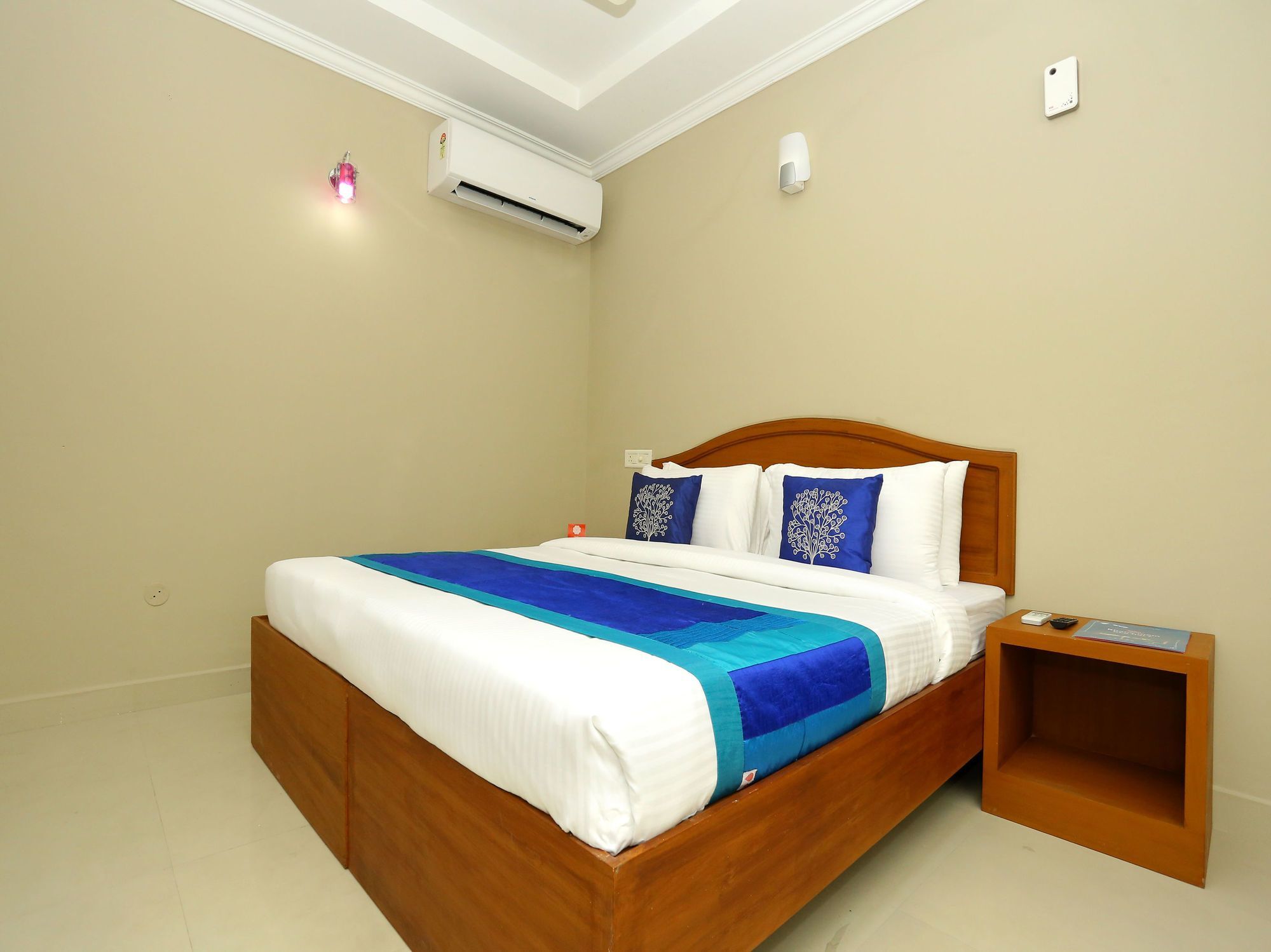 Hotel Collection O Kadavanthra Near South Railway Station 3*