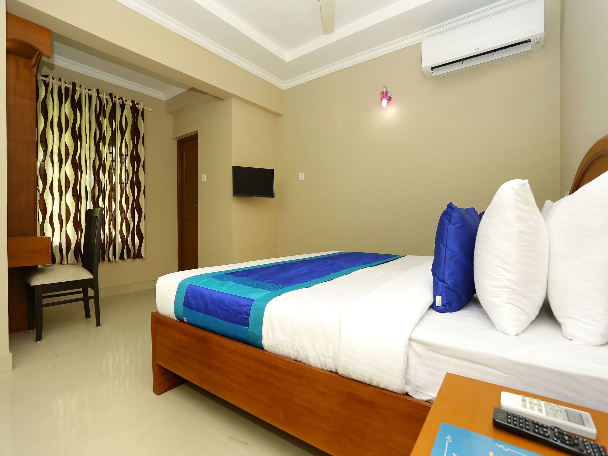 Hotel Collection O Kadavanthra Near South Railway Station 3*