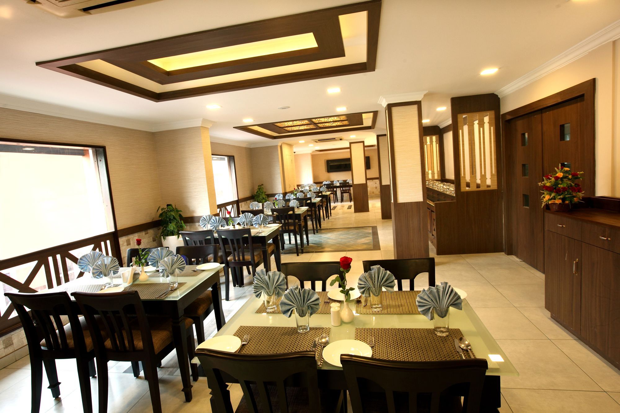 Prayana Hotel Kochi