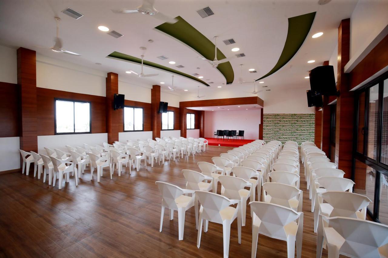 Baha Hotel 3*