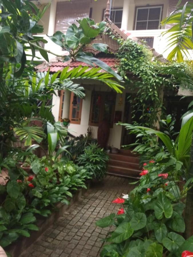 Heavenly Homestay *