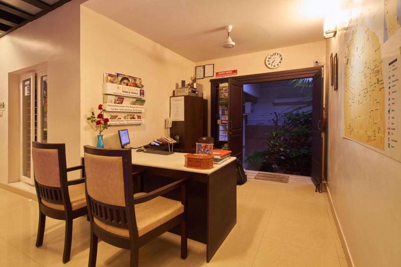 Hotel Abode 3*