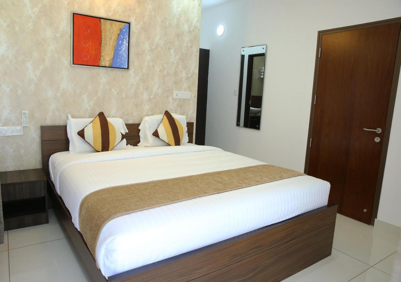 Eden Isle Luxury Service Aparthotel Kochi