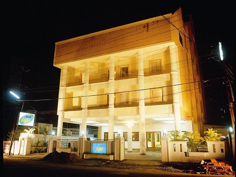 Abad Metro Hotel Kochi