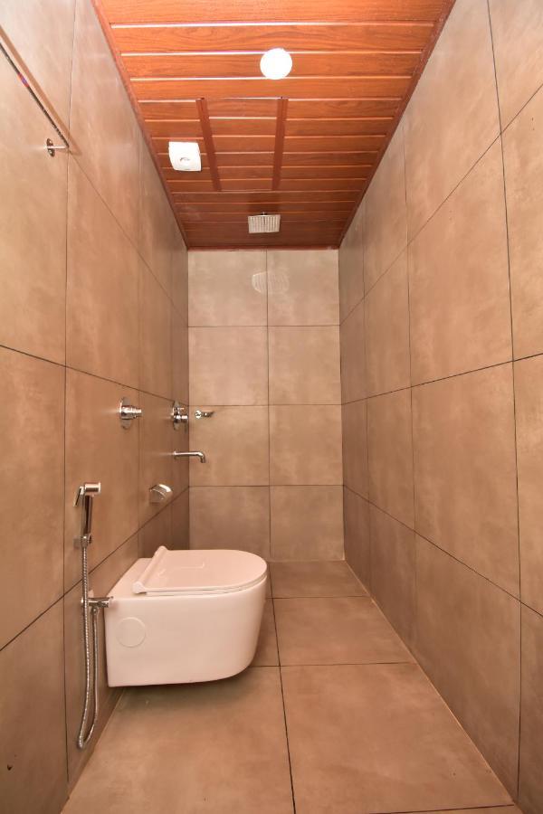Hotel Orchid Suites Cochin 2*