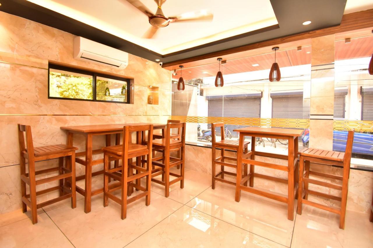 Hotel Orchid Suites Cochin 2*