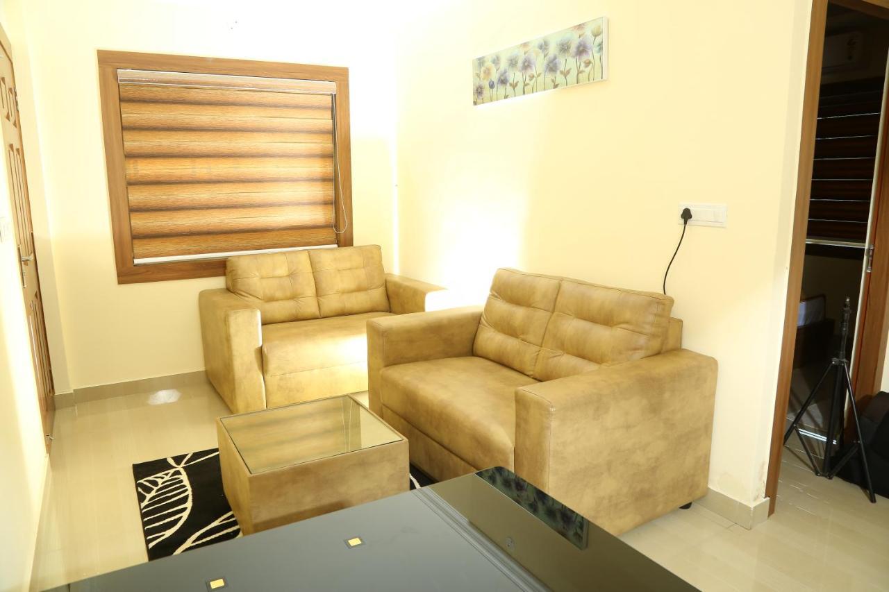 Sahara Cochin Apartment *