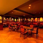Hotel Crystal Plaza