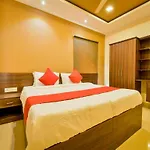 Kadavil Suites Rooms And Apartments Edappally