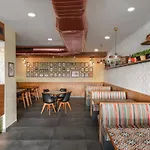 The Avenue Regent