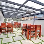 Itsy Hotels Palm Grove By D2V
