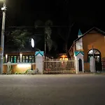 Elphinstone Residency