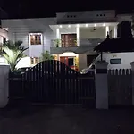 Lloydskochi Home Stay