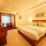 Hill Palace Hotel & Spa