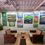 Idha Artists\' Gallery - Stay With Art