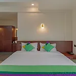 Treebo Amigos Residency Cochin Airport Hotel