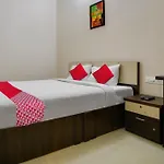 Oyo Flagship Arrows Tourist Home